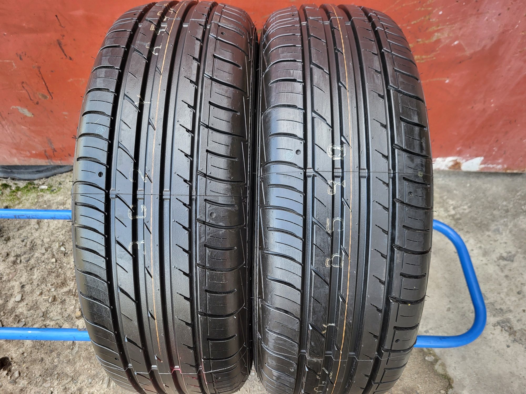 215/65/16 R16 Falken ZIEX Z914 2шт ціна за 1шт літо шини