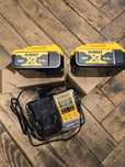Dewalt, nowe baterie 2x5ah, szybka ladowarka dcb1104 4A.