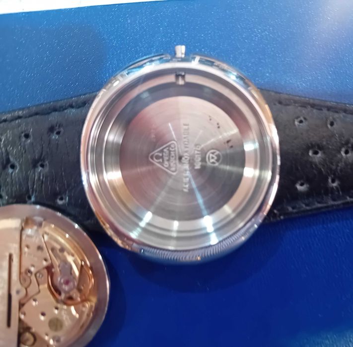 Omega Dynamic muito bom estado