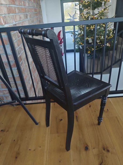 Stare krzesło drewniane przedwojenne powojenne