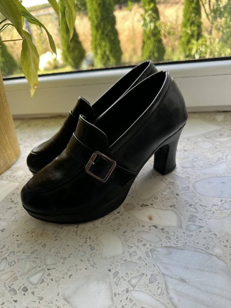 Jak nowe buty czółenka zakryte jesien jesienne eleganckie buciki 37