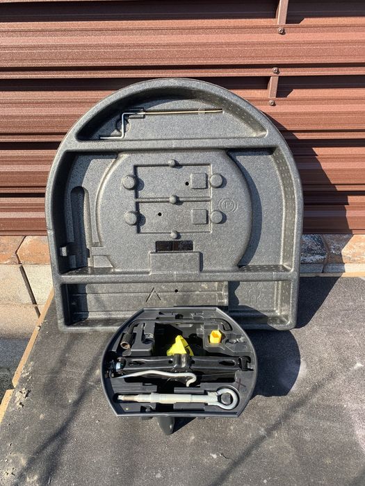 Шторка Полка багажника Пежо 3008 5008 вкладиш багажника органайзер