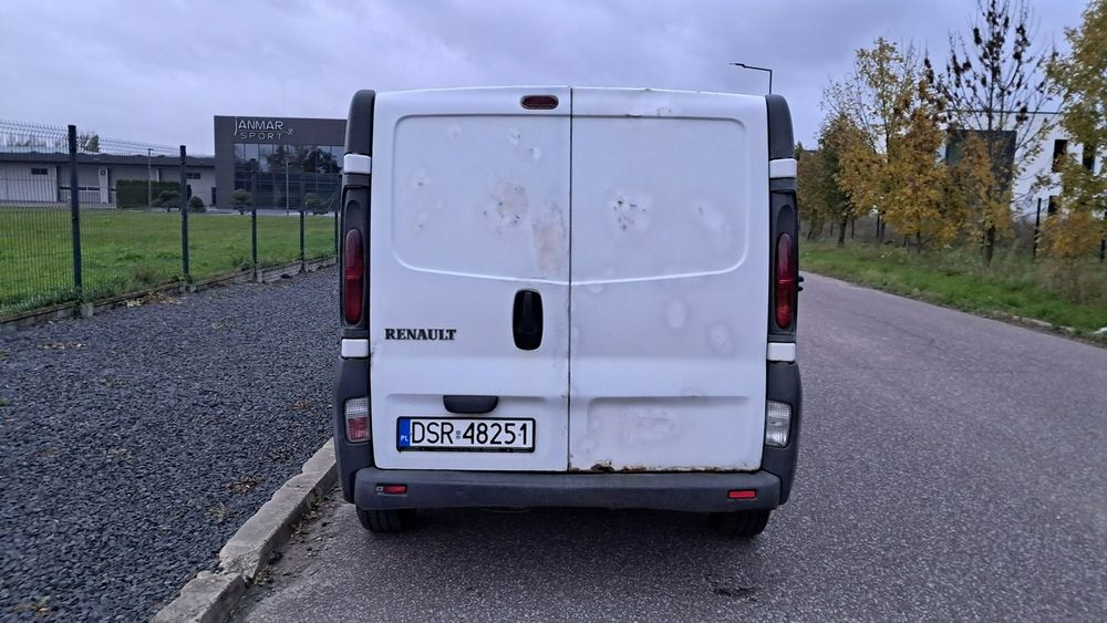 Renault Trafic L1H1 2.5Dci 146KM 2005r Fra Vat 23% 946kg Ładowność