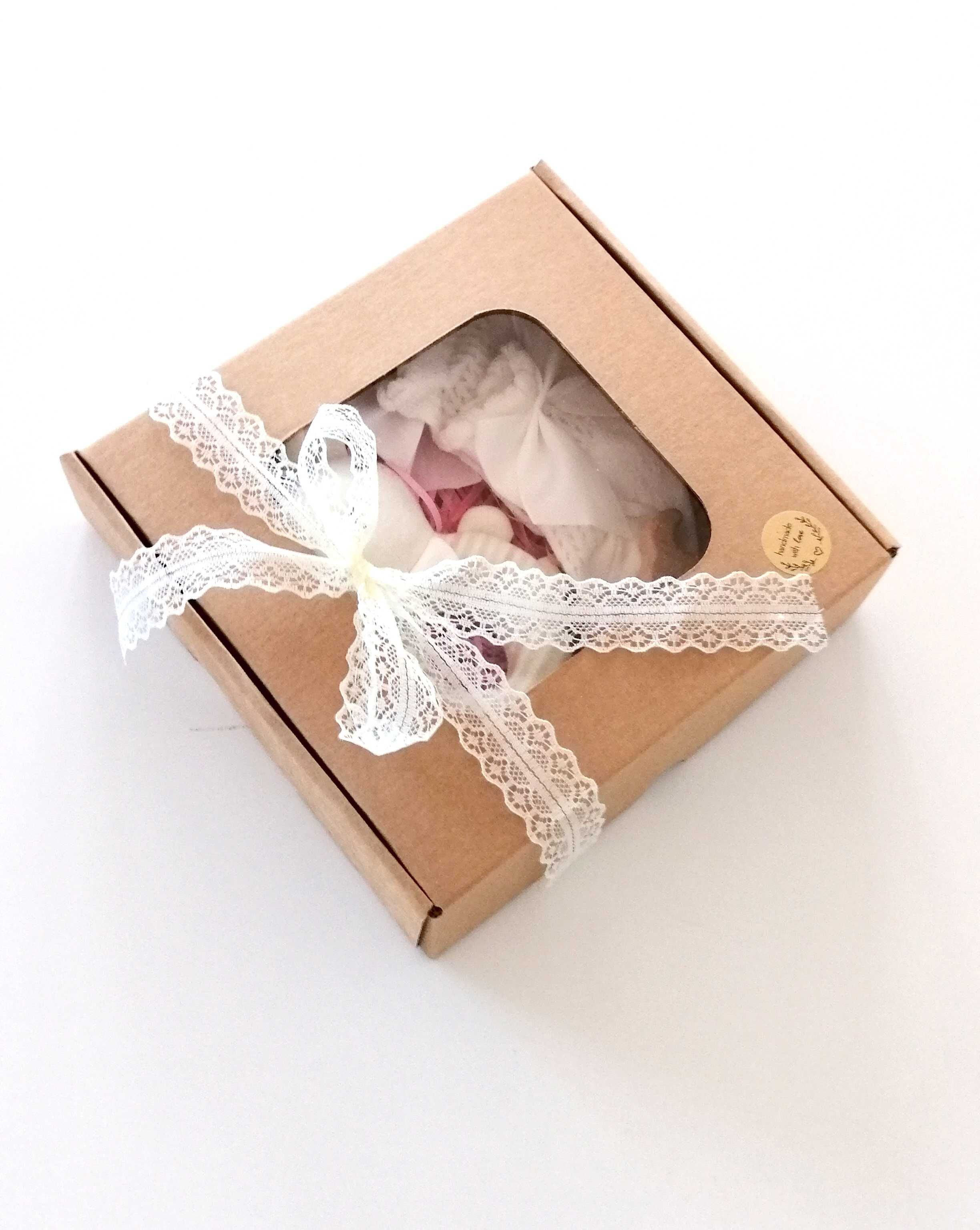 babybox gift zestaw prezentowy na baby shower narodziny dla dziecka