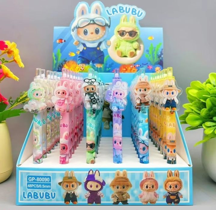Canetas com boneco LaBuBu