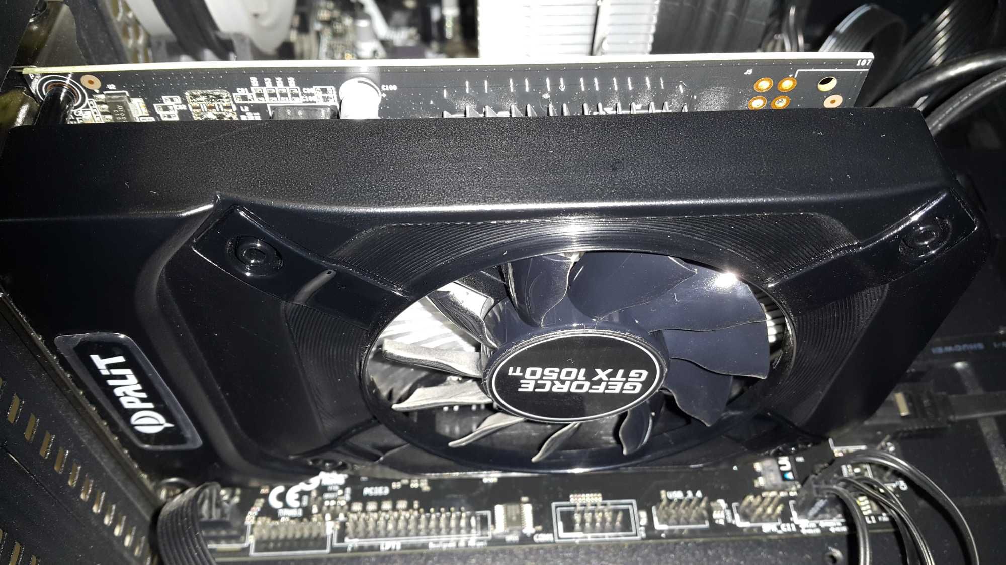 Продам видеокарту Palit GeForce GTX 1050 Ti 4Gb GDDR5 128bit