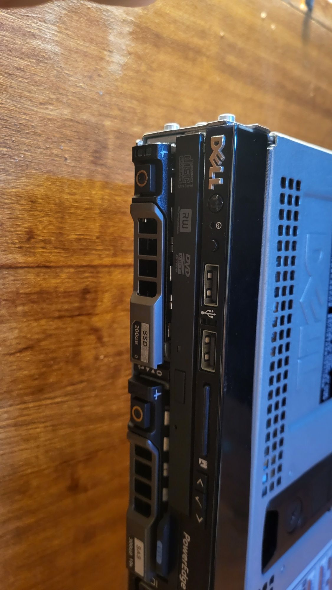 Dell R620 32GB Xeon E5-2670