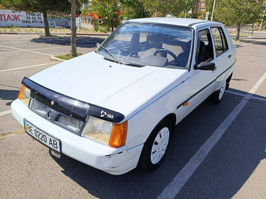 Продається автомобіль заз 1103 Slavuta.Гаражне зберігання.