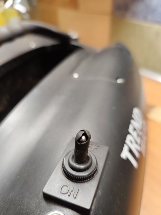 Łódka zanętowa trend micro