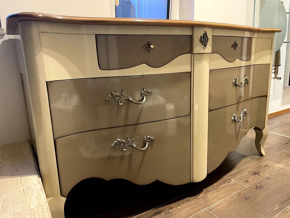 Cómoda quarto vintage