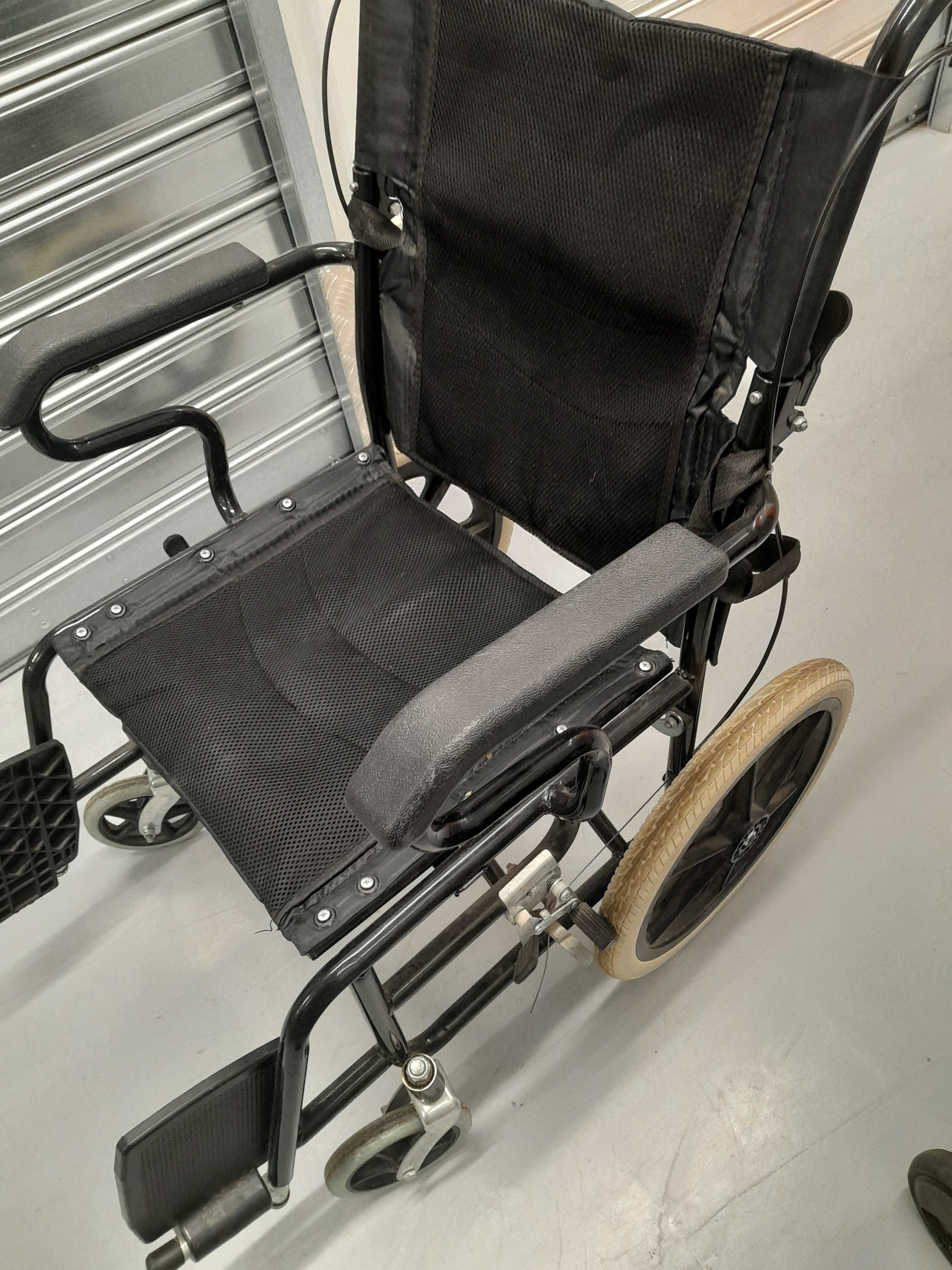 Cadeira de rodas para senhores