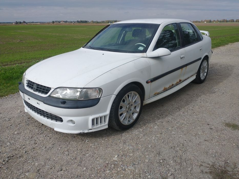 Opel Vectra 2.5v6 i500 oryginał.ZAREZERWOWANY