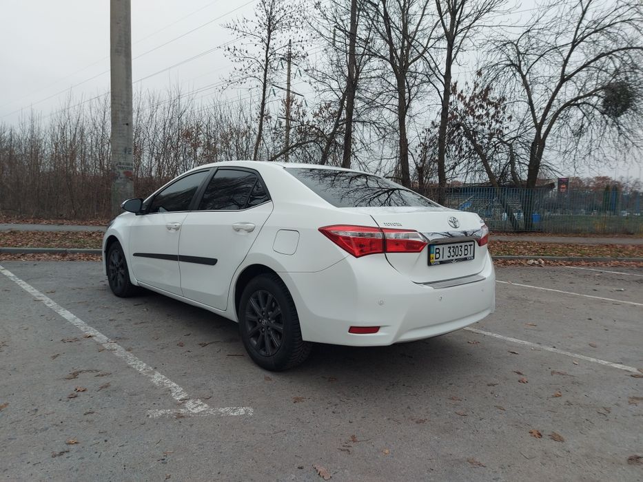 Тойота корола 1.6 автомат