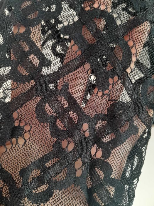 Nowa bluzeczkq z koronka