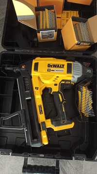 Osadzak do betonu DeWalt 18v Body zestaw gwoździ gratis