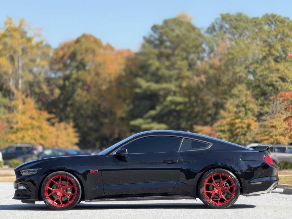 Ford Mustang GT Premium      2016