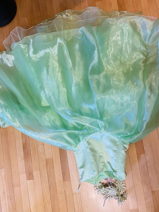 Сукня для дівчинки 3-7 років для свят