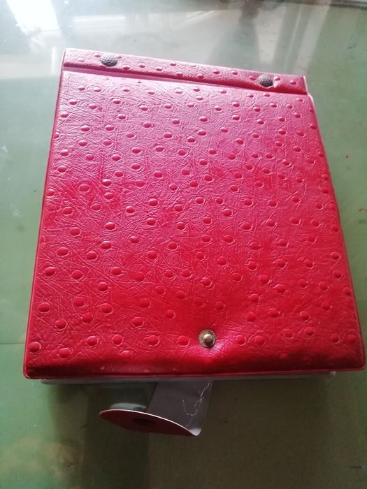 12 Discos vinil, desde Amália a Paulo de Carvalho