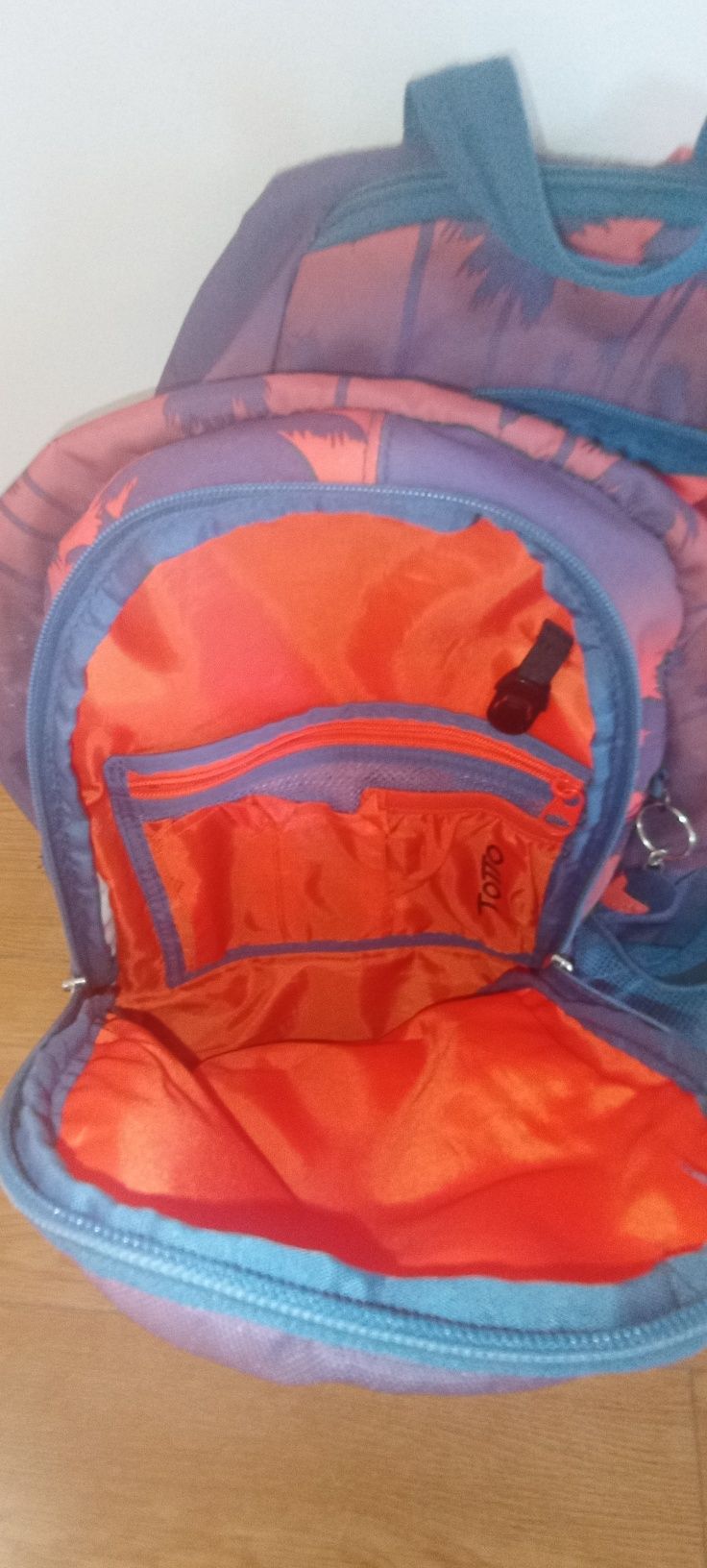 Mochila Totto com compartimento para portátil