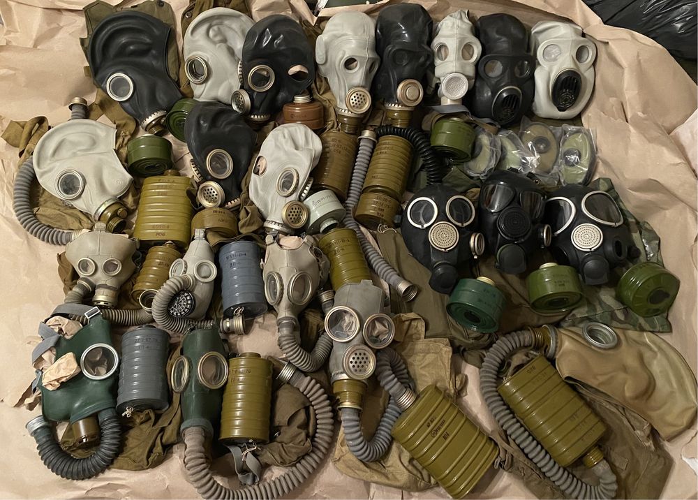 Власна колекція протигазів протигаз маска 21 Противогаз коллекция