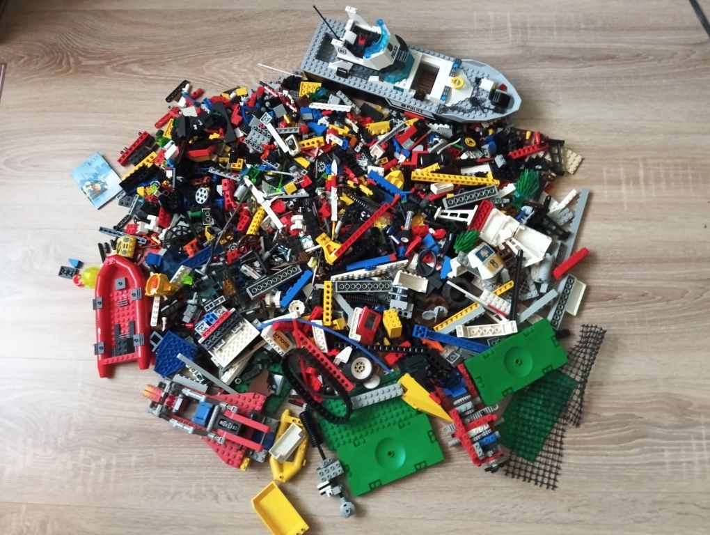 Klocki LEGO zestaw mix 3-kg w zestawie 11 ludzików plus gratisy