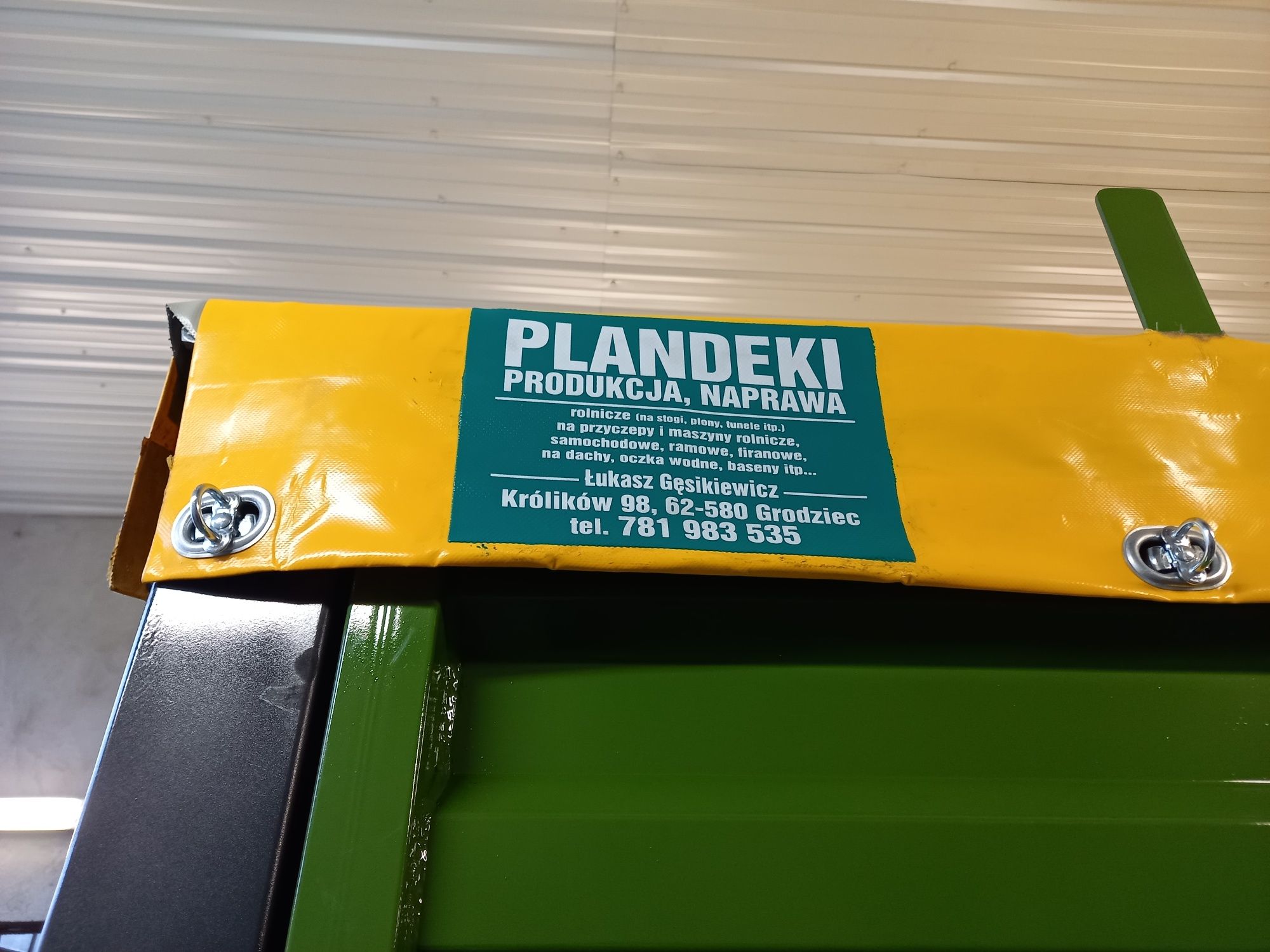 Plandeki, plandeka na przyczepę