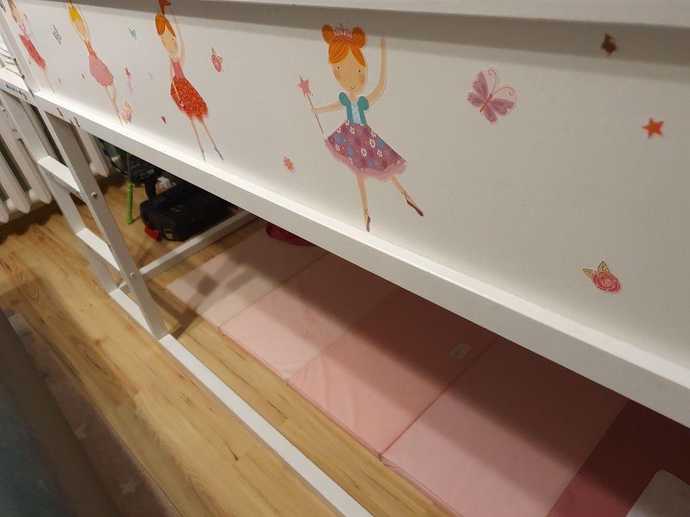 Ikea kura łóżko dziecięce