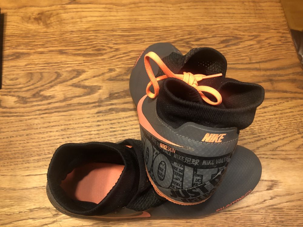 Buty piłkarskie nike