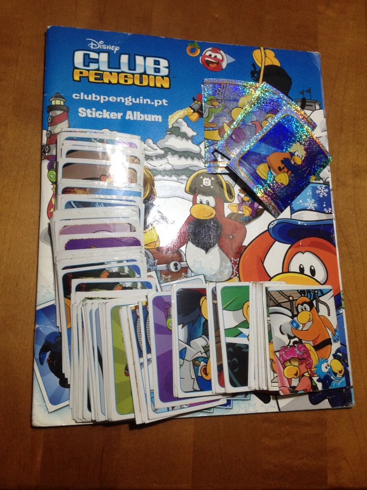 Cromos da coleção Club Penguin