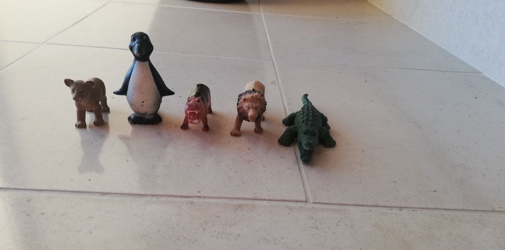 Conjunto de 5 mini animais selvagens