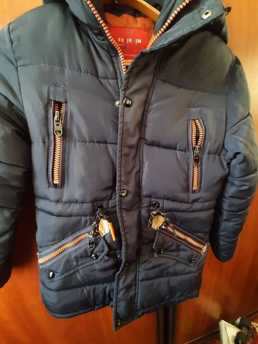 Куртка зимова на  9-12років