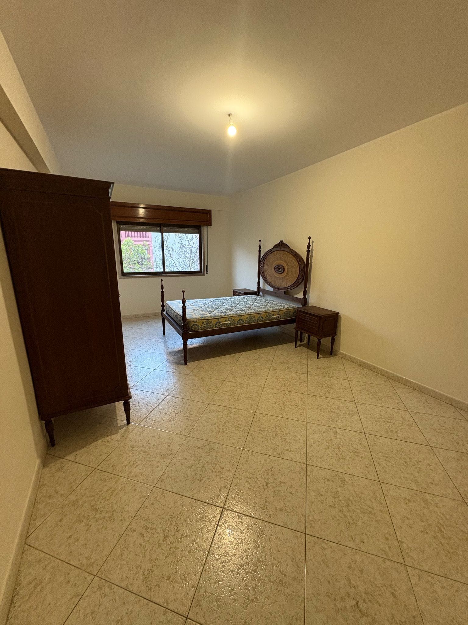 Arrendo quarto casal/solteiro São Marcos