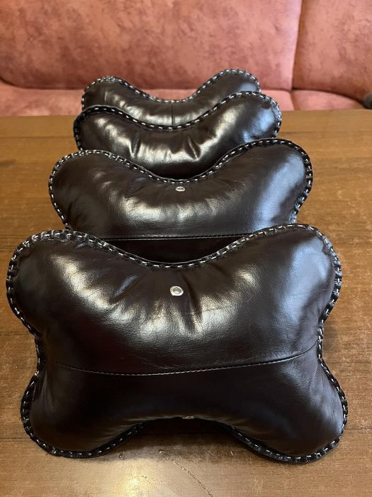 Подушки для підголовника автомобіля