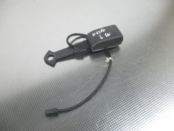 Encaixe de cinto frente direito MAZDA 6 Station Wagon (GY)