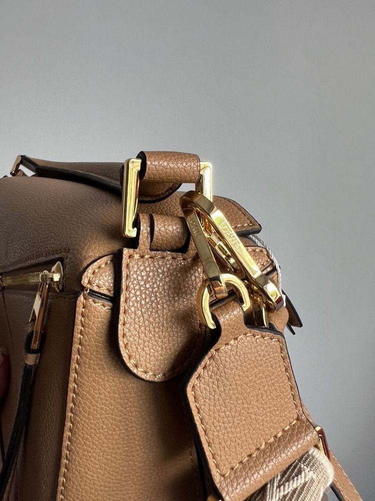Torebka Loewe Small Puzzle Bag in Classic Calfskin Caramel