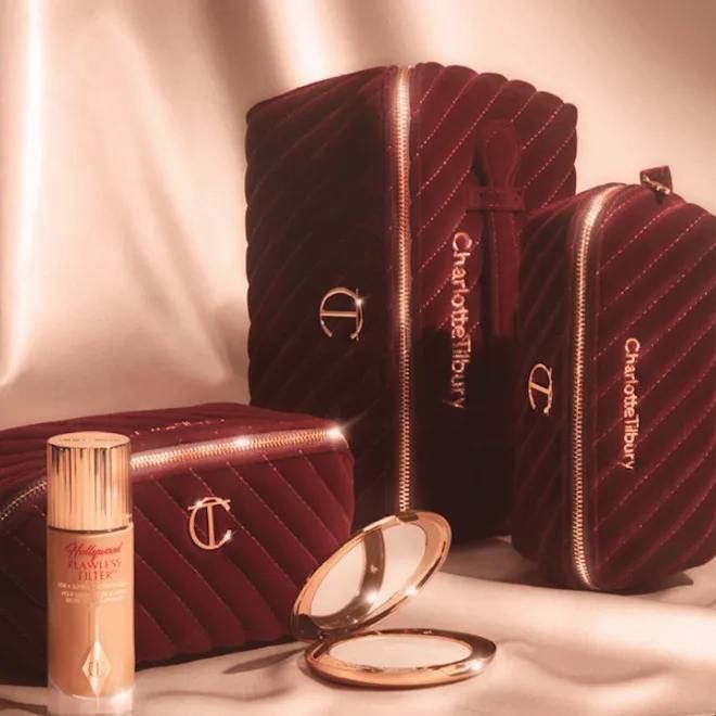 Косметичка Charlotte Tilbury