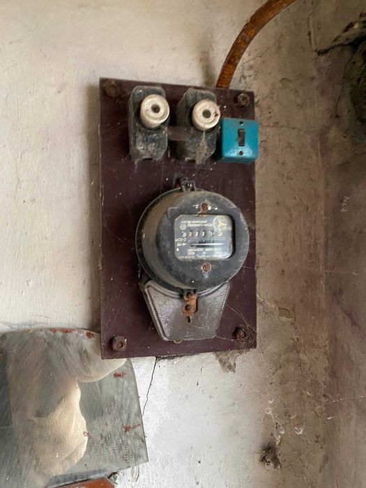 ГАРАЖ Ірпень з погребом (р-н Машторф), ціна занижена, можливий торг