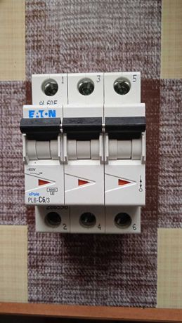 Автоматический выключатель PL6-C6-3 EATON (Moeller)
