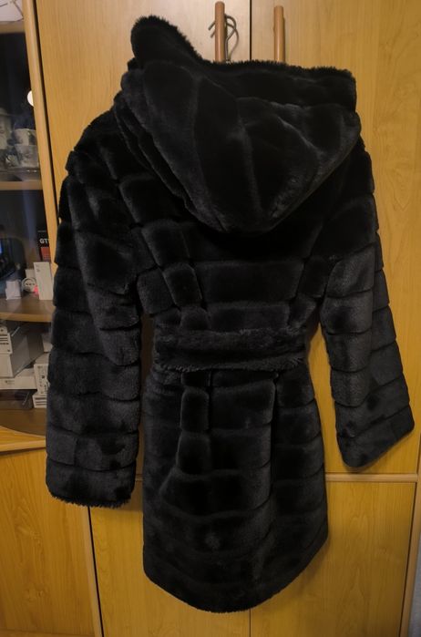 Шуба екохутро жіноча
