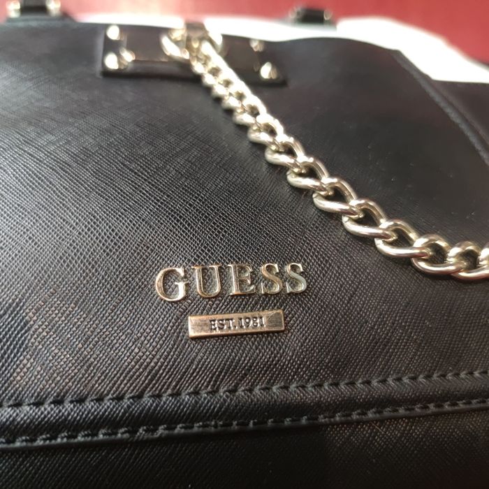 Сумка тоут від Guess