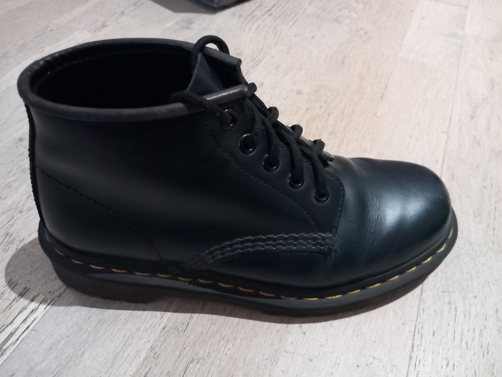 Martensy damskie