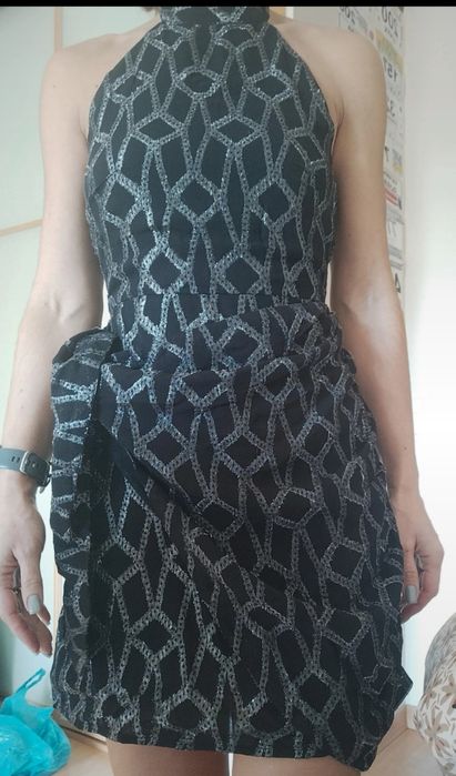 Vestido de festa preto e prateado Mango