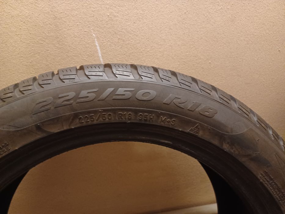 Opony zimowe 225/50/r18 pirelli sottozero 3 run flat