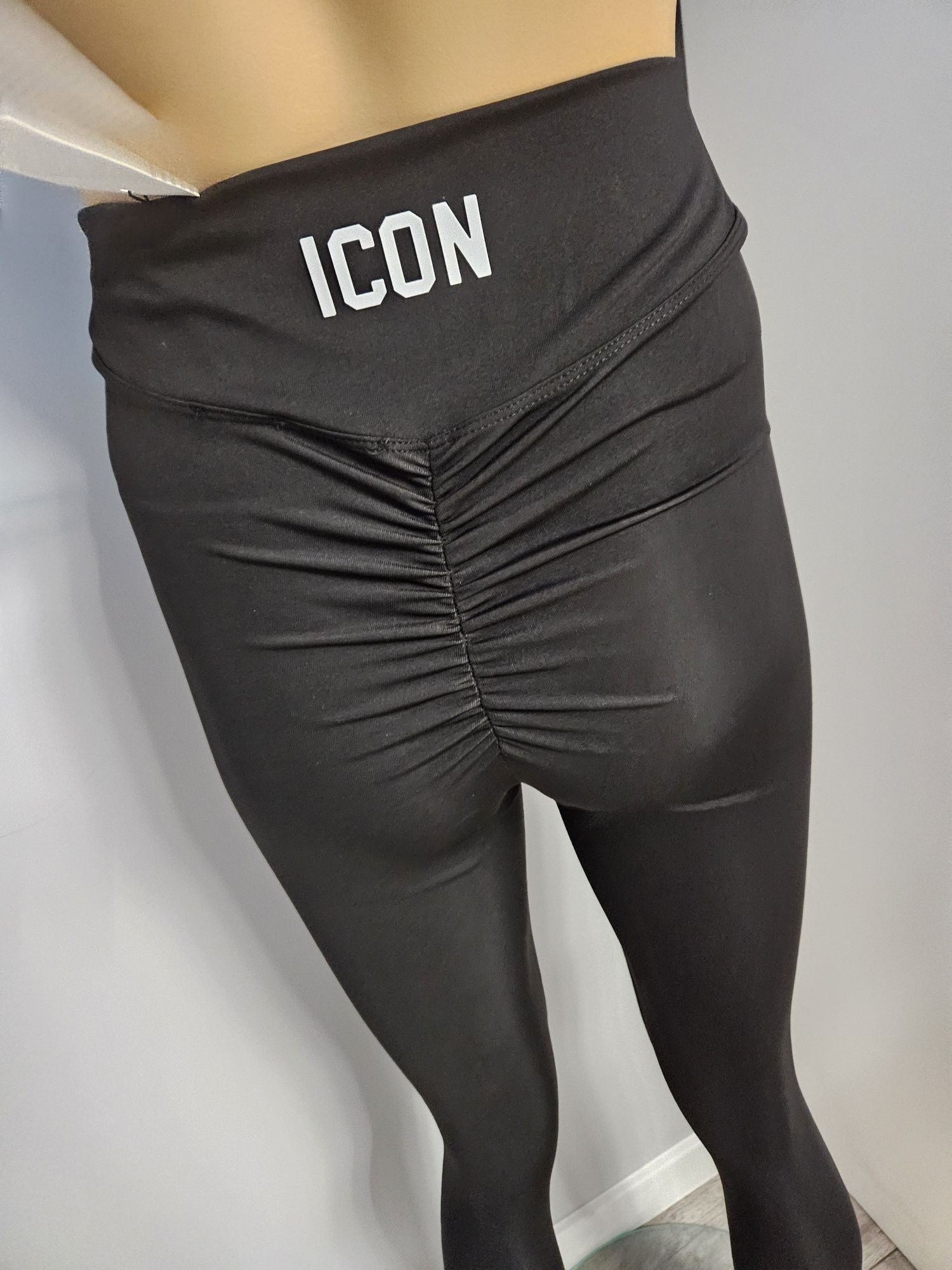 Nowe leginsy legginsy Icon push up rozm L Las Garras