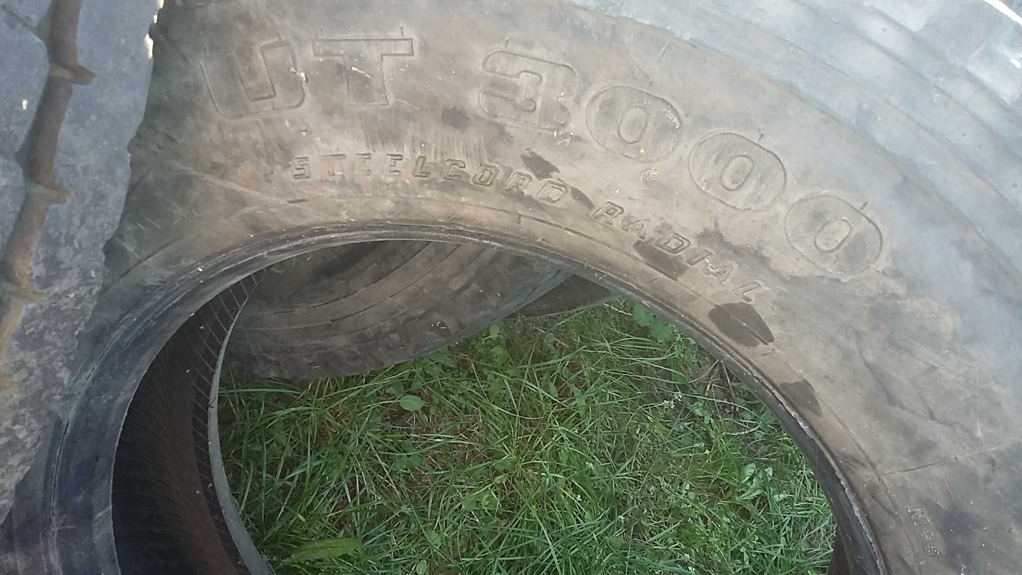 opony prowadzące 295/80R22,5 opona używana Firestone UT300