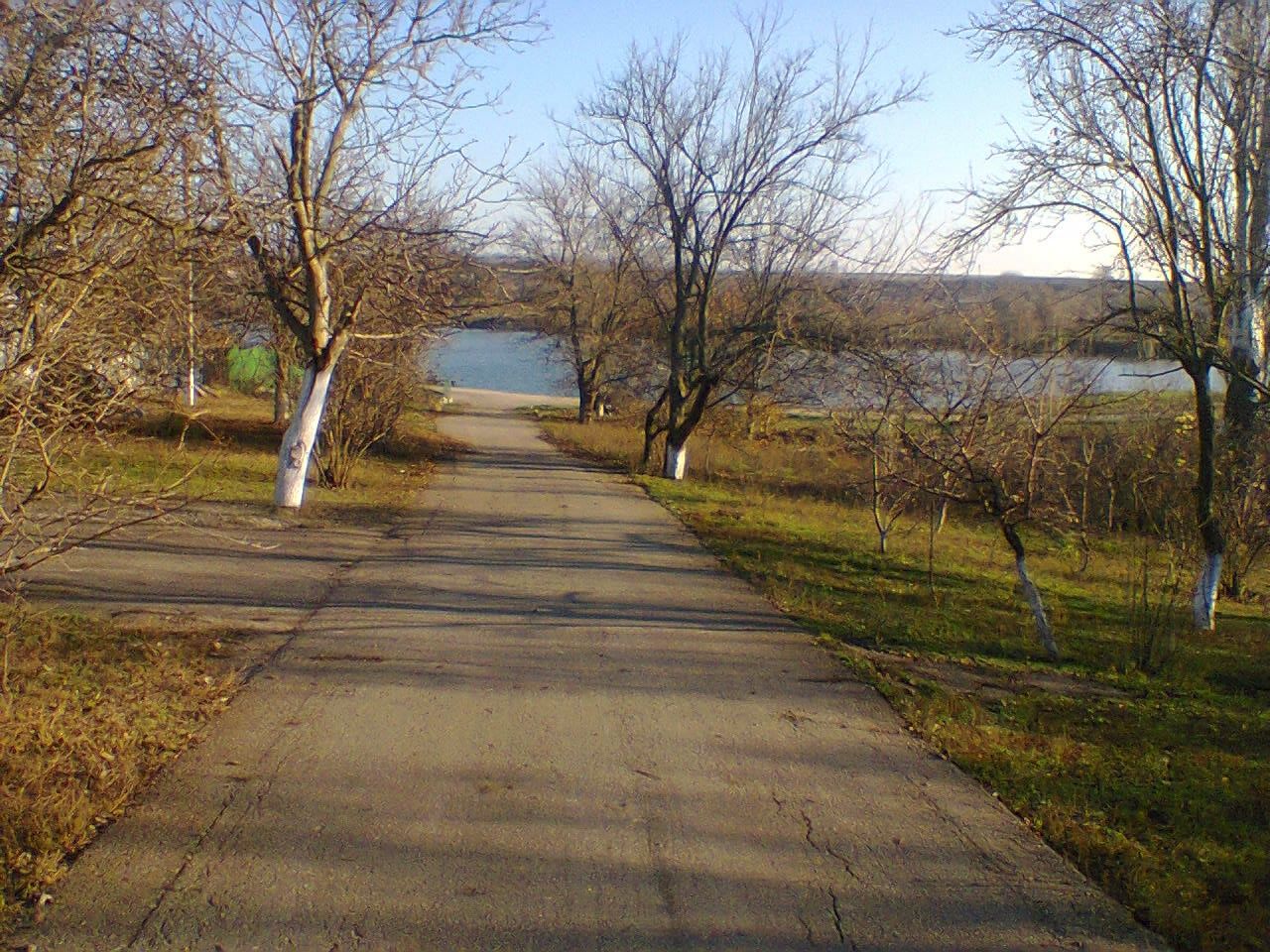 Дом возле воды село Гнаровское