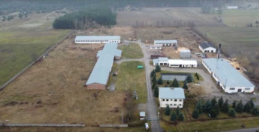 Kompleks Hal o pow zabudowy 4500m2 przy stacji PKP, działka 4,8 H