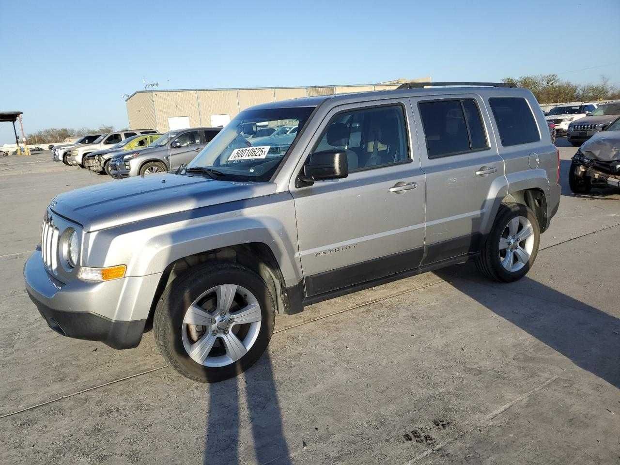 2016 JEEP Patriot  Latitude