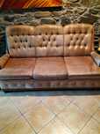 Sofa cama em pele, com 3 lugares + 2 sofas individuais