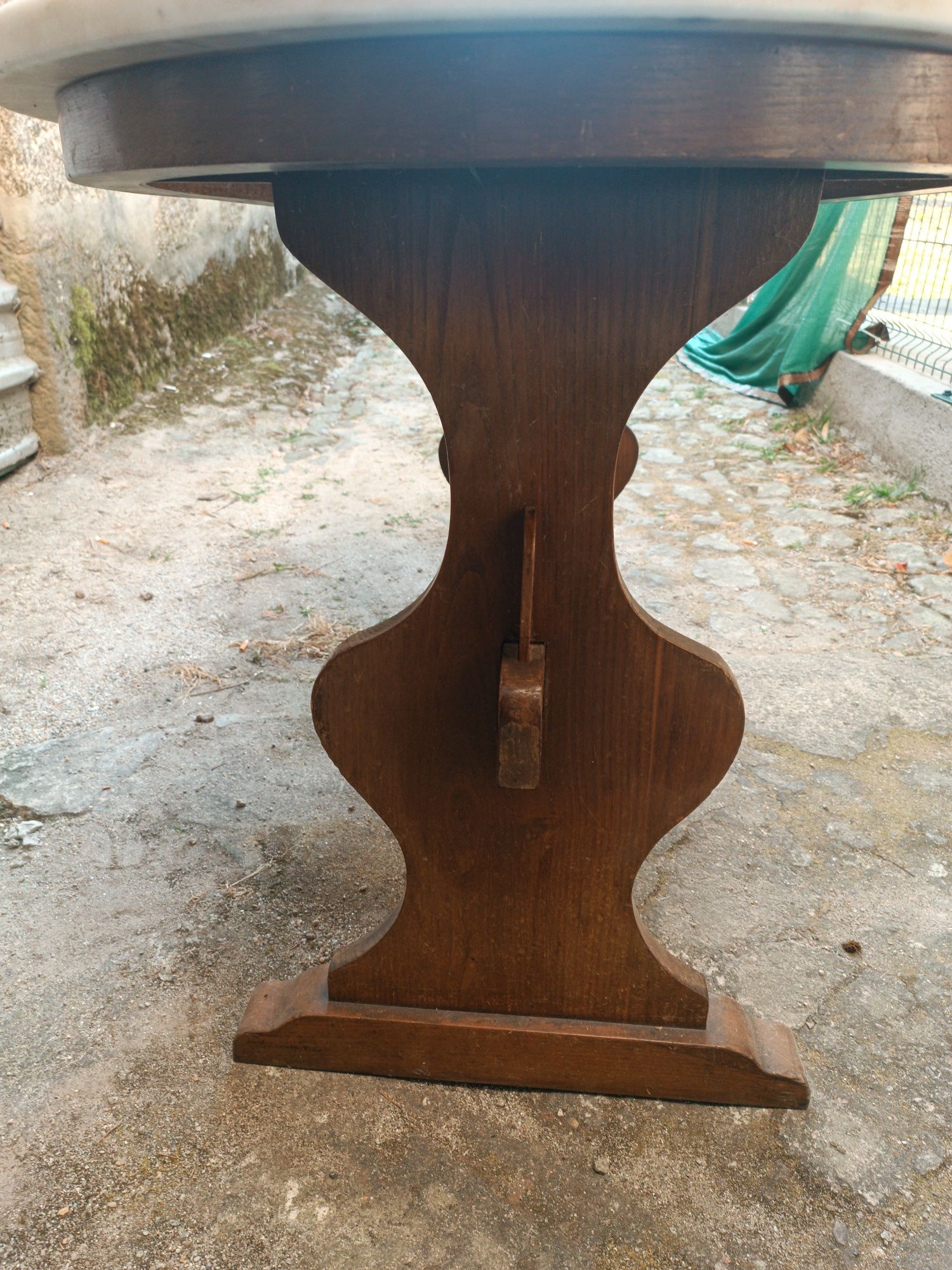 Mesa de jantar em pedra mármore